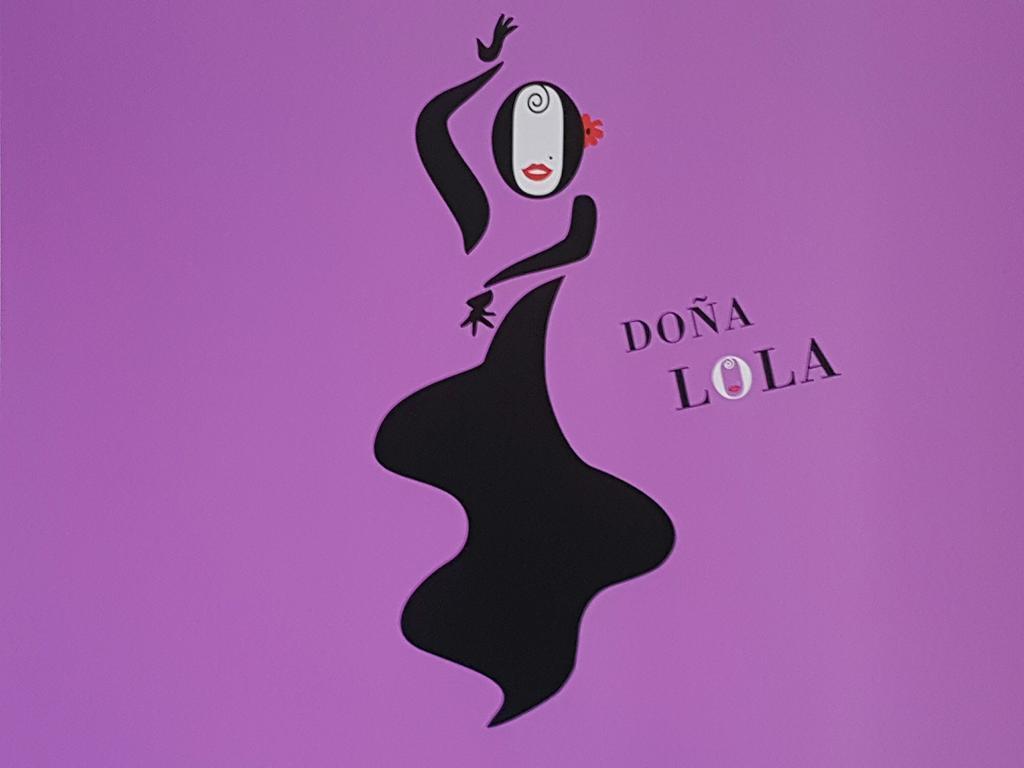 Dona Lola Séville